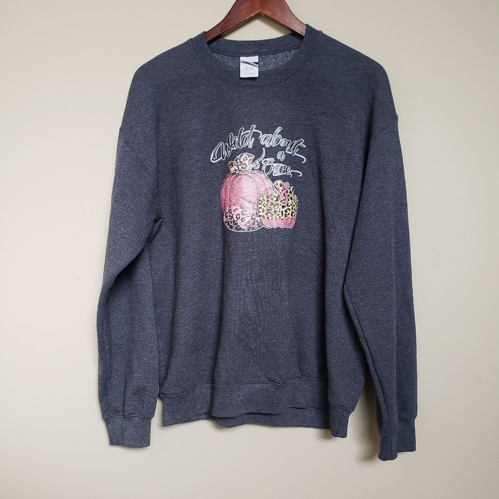 GILDAN Grey Breast Cancer Awareness Sweatshirt
